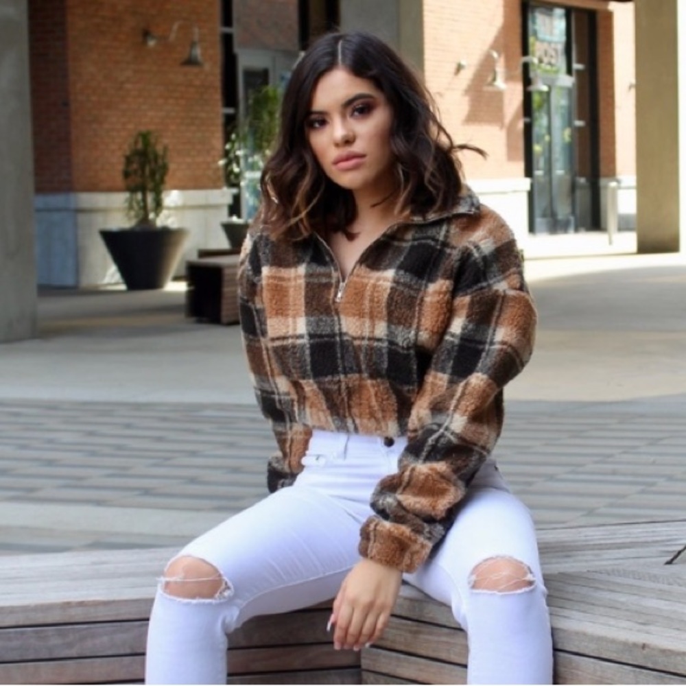 ROMWE 🤎 1/2 Zip Crop Plaid Teddy Jacket - Picture 9 of 14
